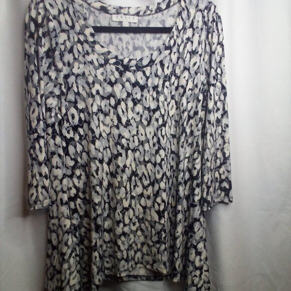 Chaus Blouse Women L 3/4 Sleeve Shark Bite Hem Patterned Black Gray White - Picture 1 of 15